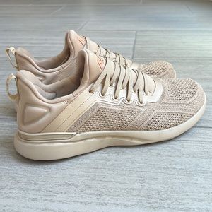 APL TechLoom Tracer metallic mesh and neoprene sneakers